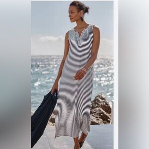 J Jill size Large Wearever Collection Mixed Stripe Maxi Dress Navy / White